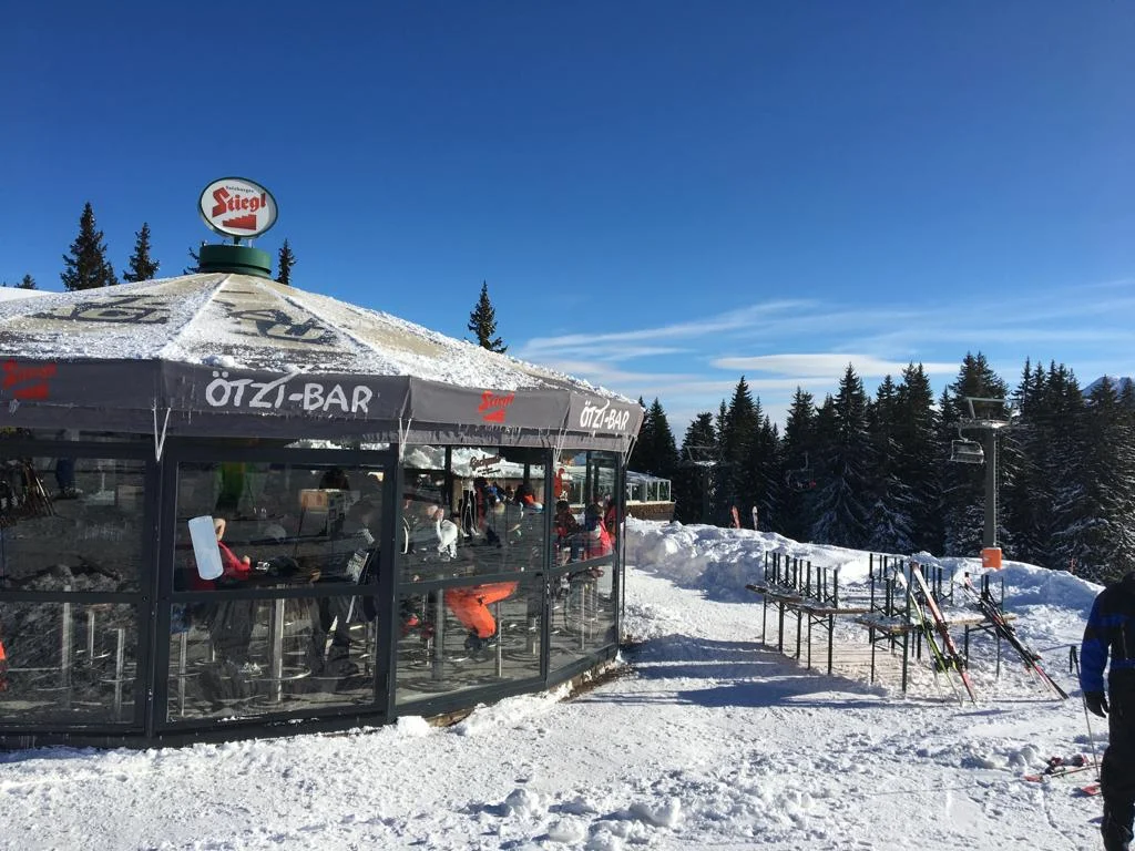 DIE Schirmbar in Flachau! Unsere Ötzibär