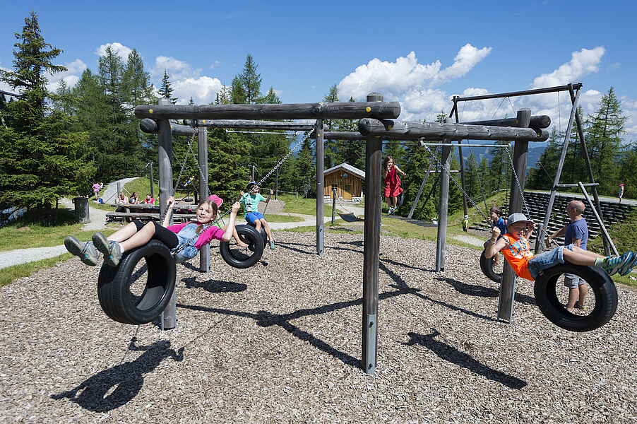 Tire swings and let off steam