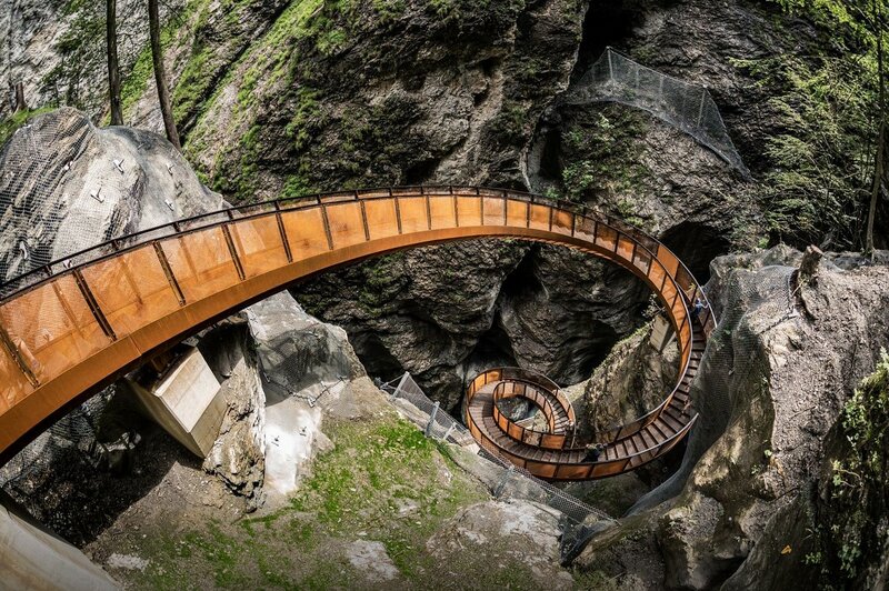 Liechtensteinklamm mit der "Helix"-Wendeltreppe - auch einer der 9 Schätze auf Österreich